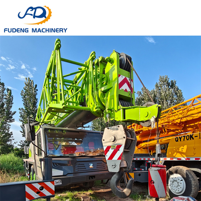 High-efficiency Used Zoomlion 70 Ton Crane with 42m Boom Crane for Heavy Lifting