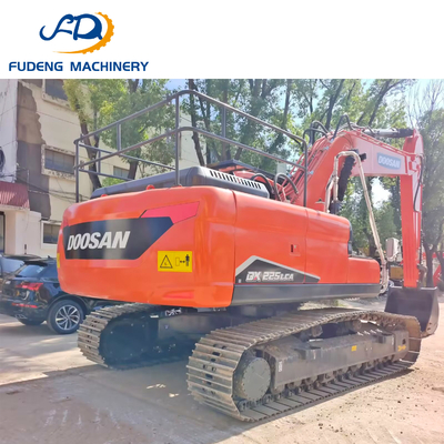 High Efficiency Doosan DX225LC Excavator with an Operating Weight of 22 Tons Excavator Suitable for Large Scale Projects